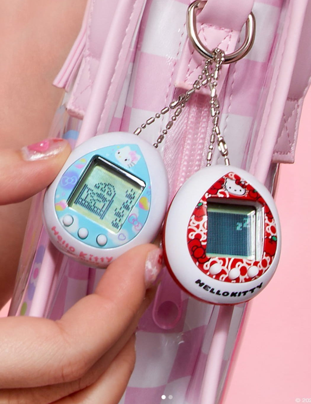 Hello_Kitty_Tamagotchi_4.jpg