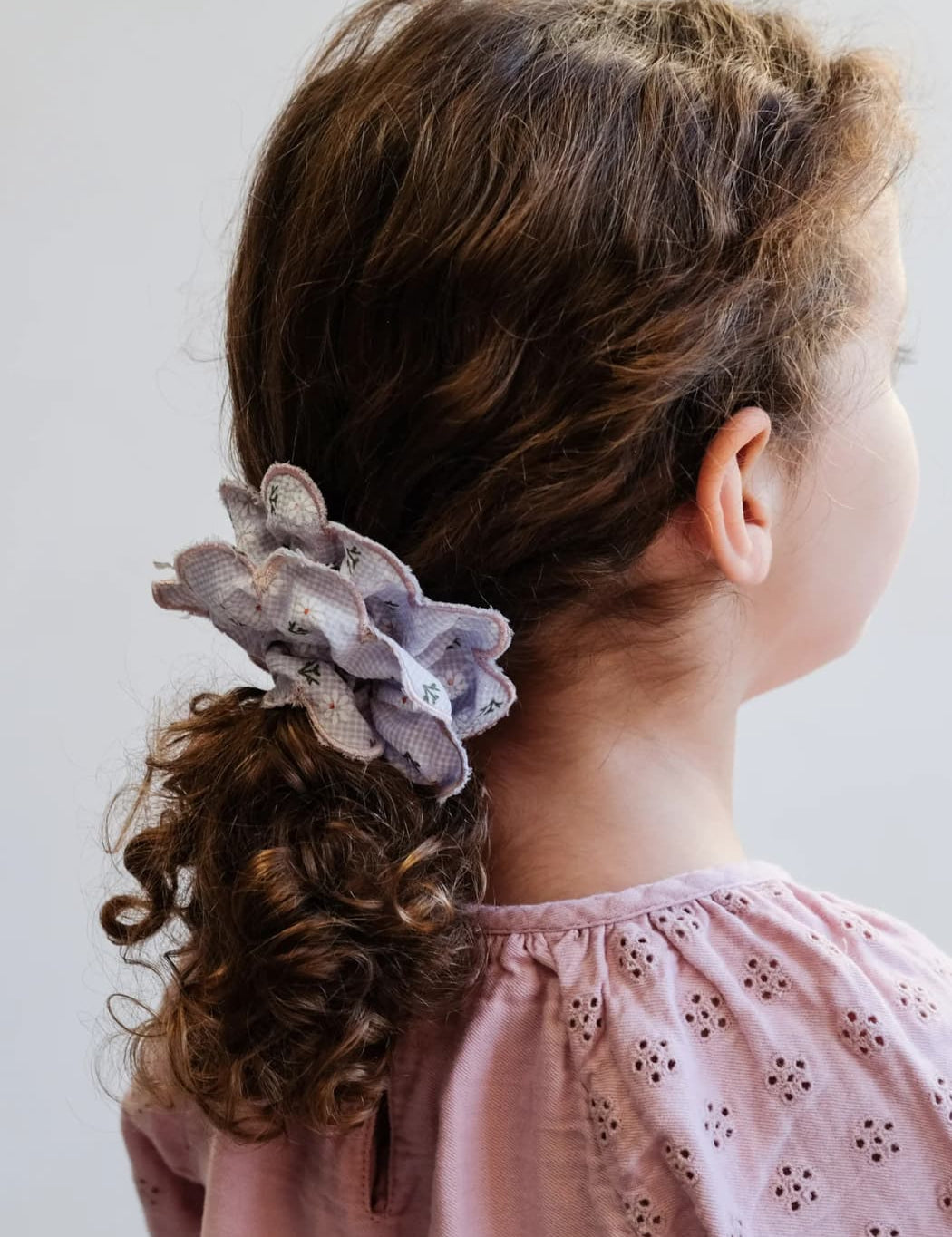 Scallopped_Scrunchy_Mimi_Lula_1.jpg
