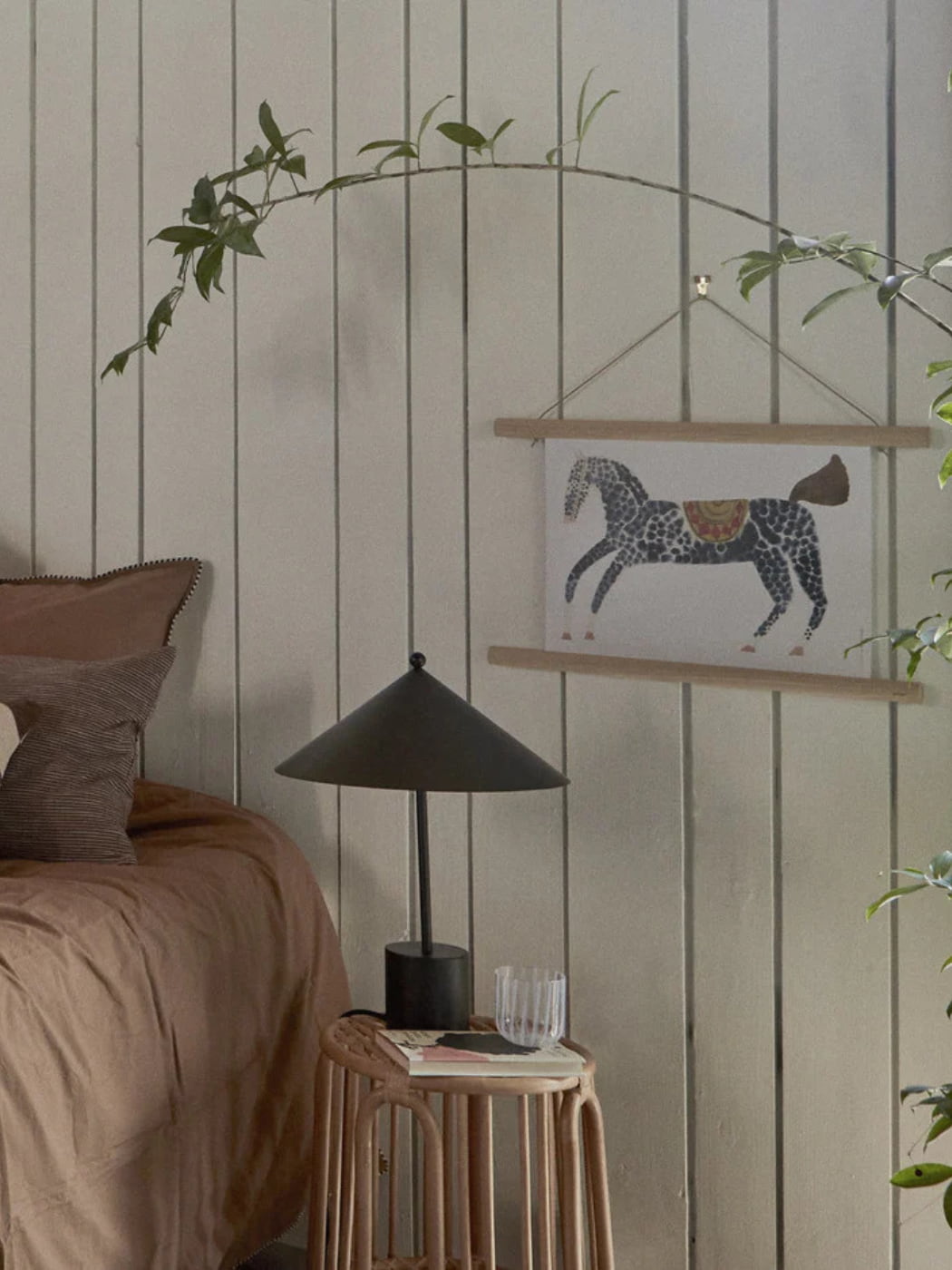 Wooden Magnetic Poster Frame