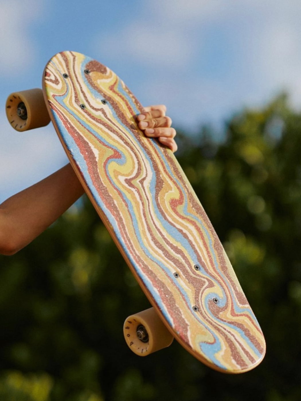 Cruiser Skateboard - Wobbly