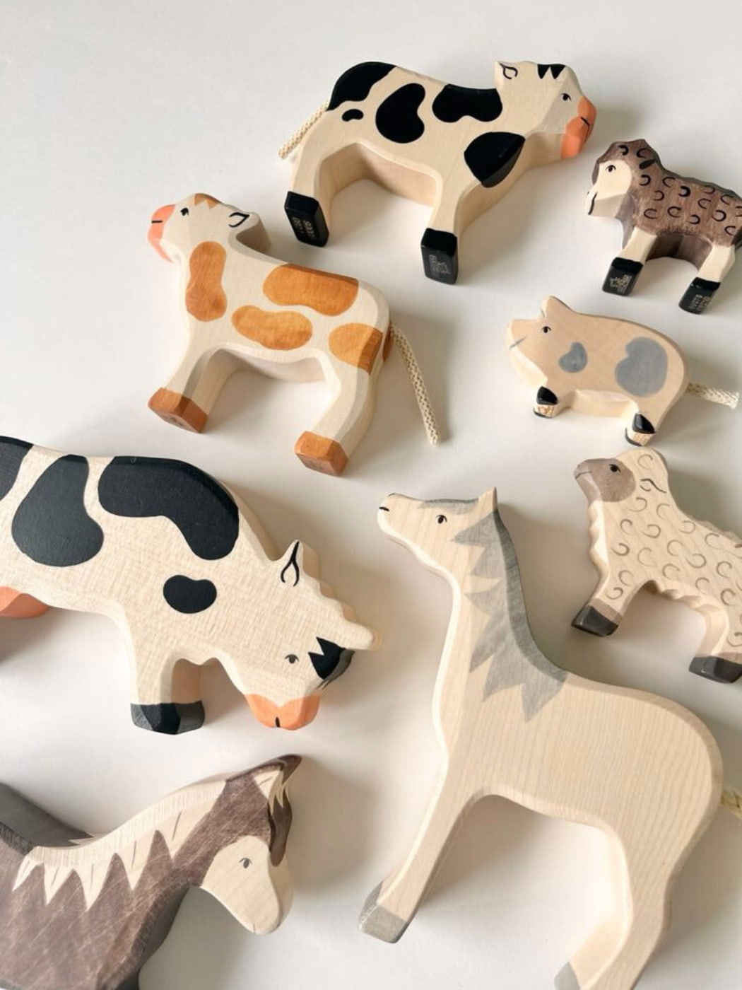 Wooden Cow Grazing - Black