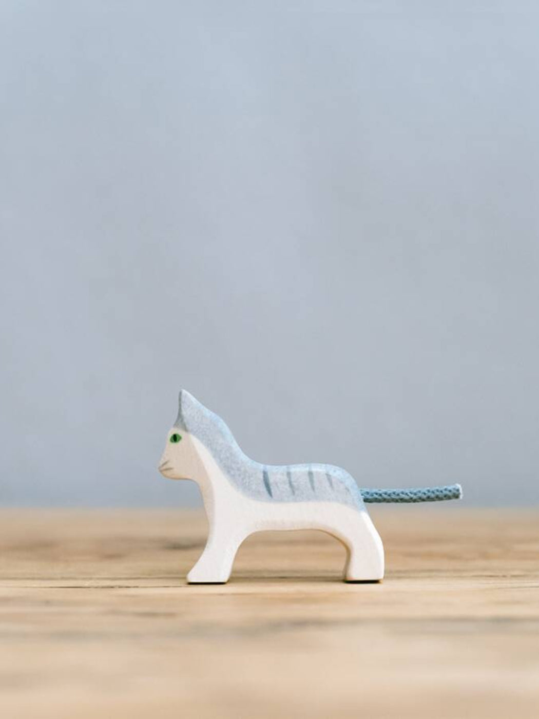 Wooden Kitten - Grey