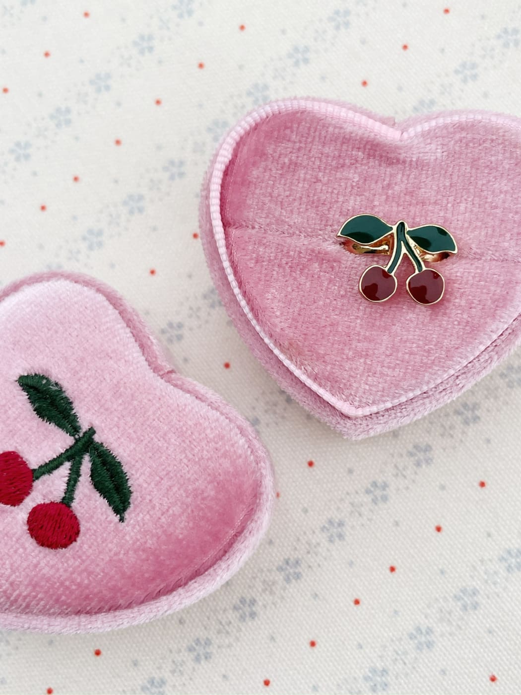 Love Ring - Cherry