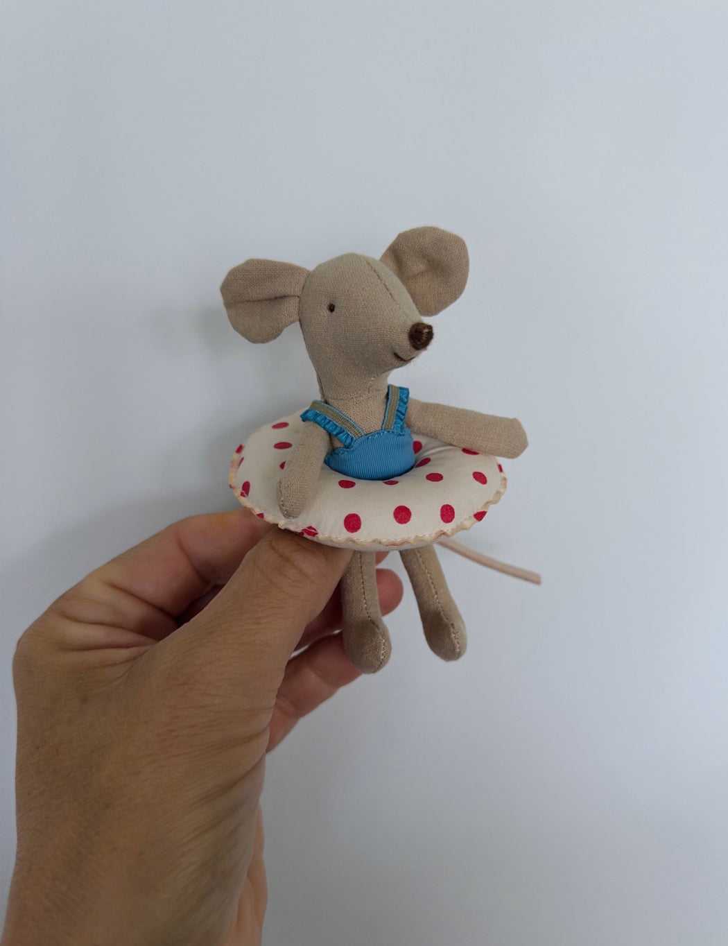 Maileg_Beach_Mouse_with_Swim_Ring_Australia.jpg