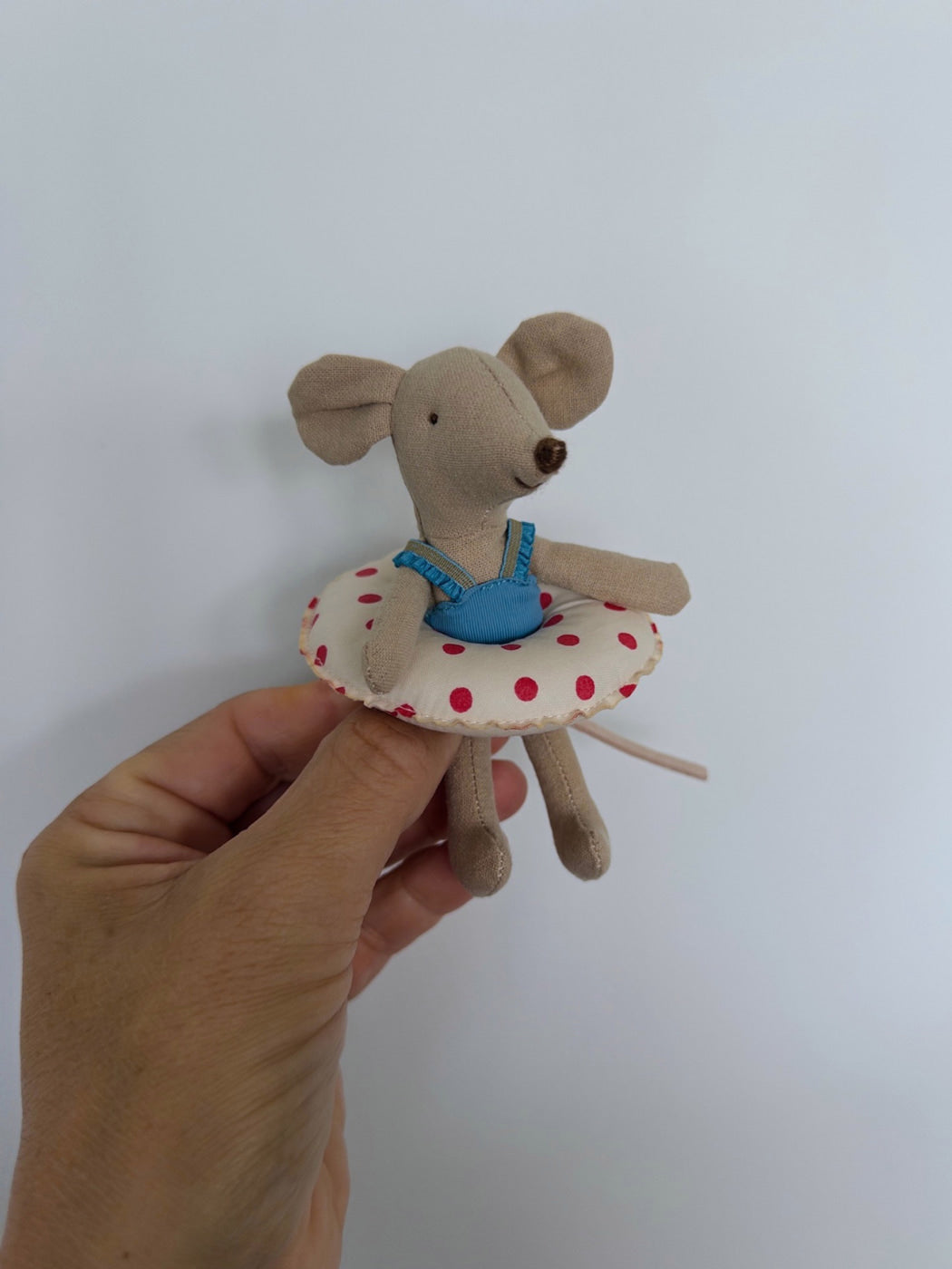 Strandmaus - Kleine Schwester in der Hütte 
