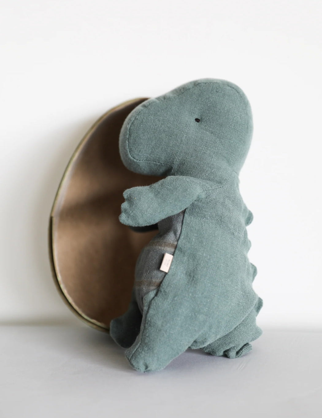 Maileg_Dinoasaur_in_an_Egg_6.jpg