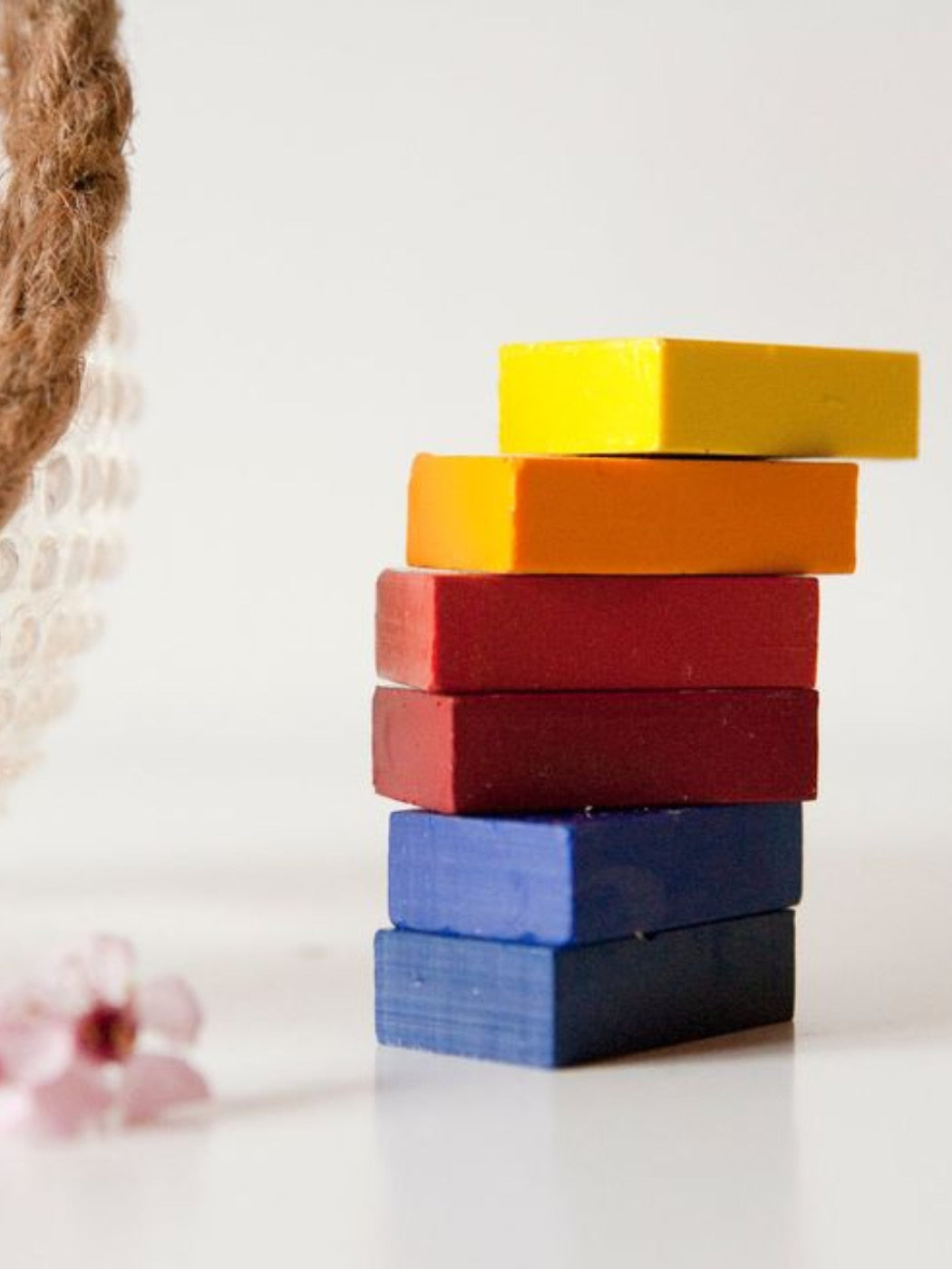 Tin of 16 Wax Block Crayons