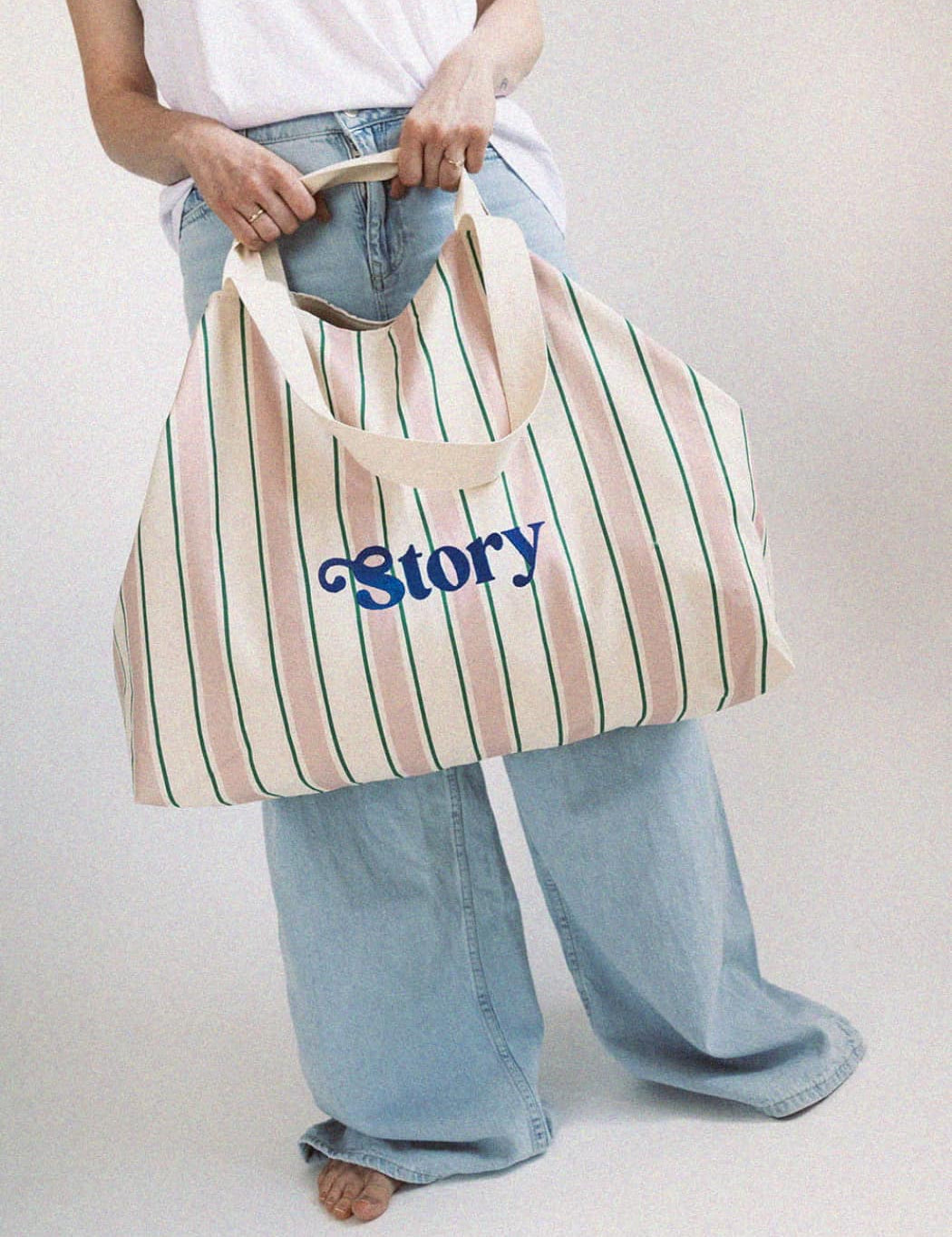 Story_Makers_Bag_1.jpg