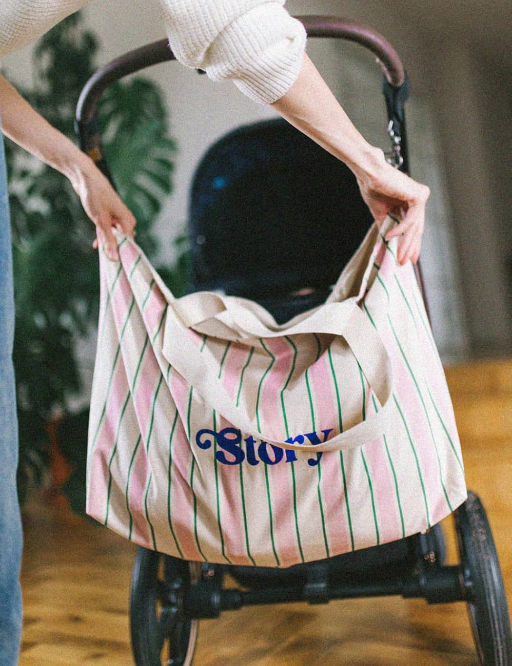 Story_Makers_Bag_2.jpg