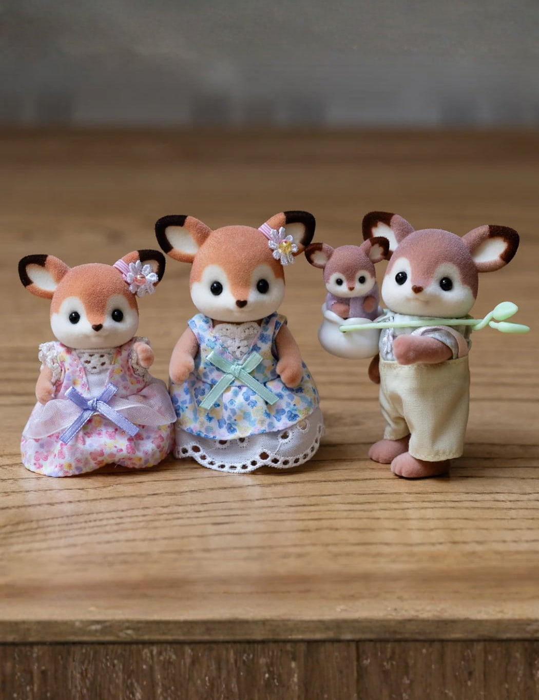 Sylvanian_Deer_Family_Australia_2.jpg