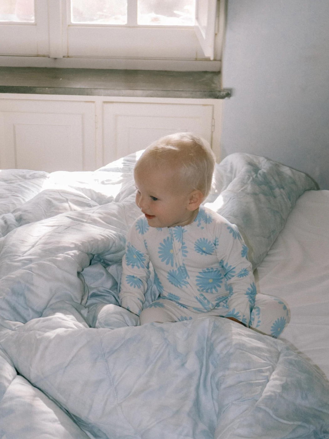 Zip Onesie - Daisy