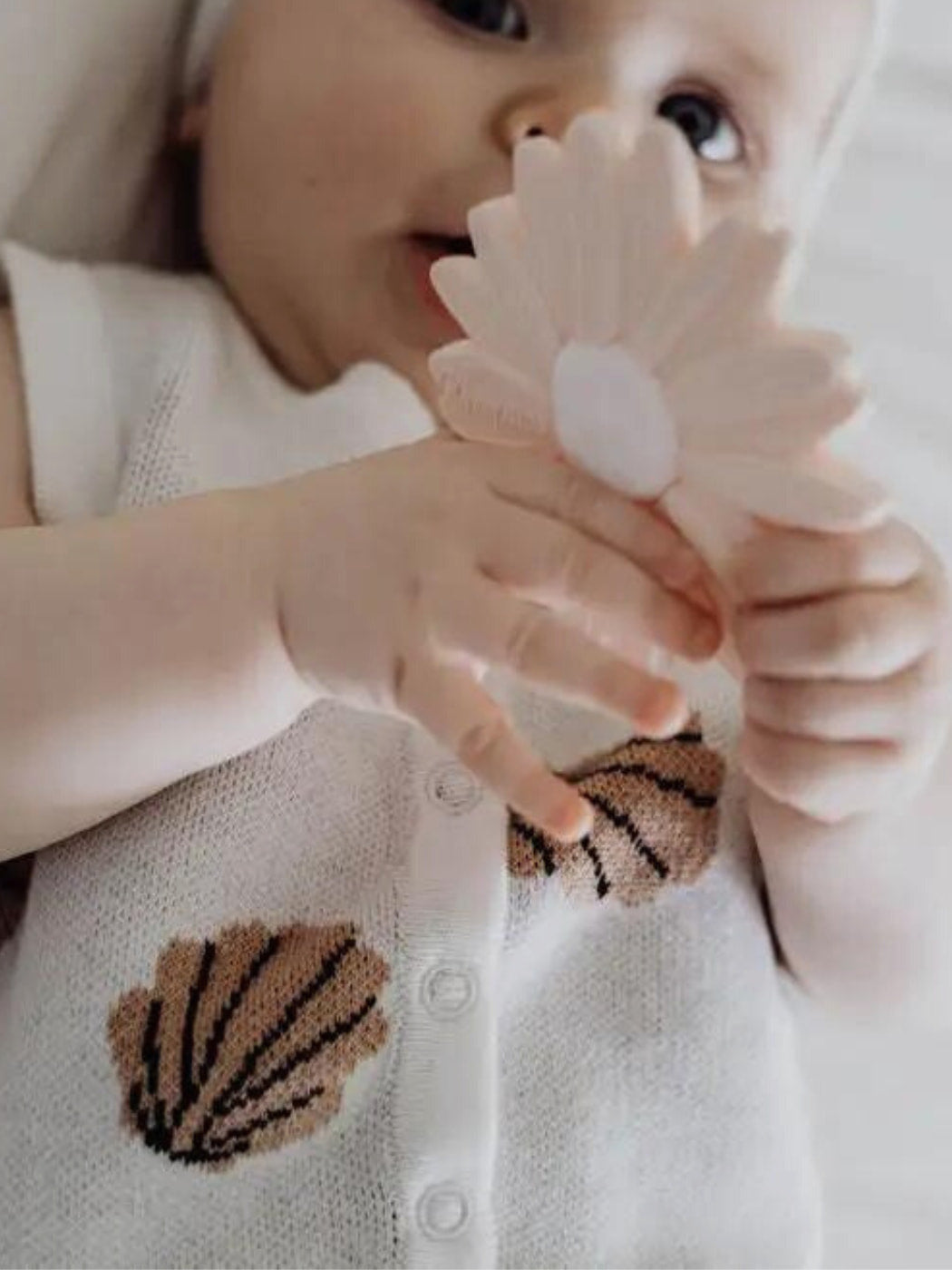 Silicone Teether - Petal Daisy