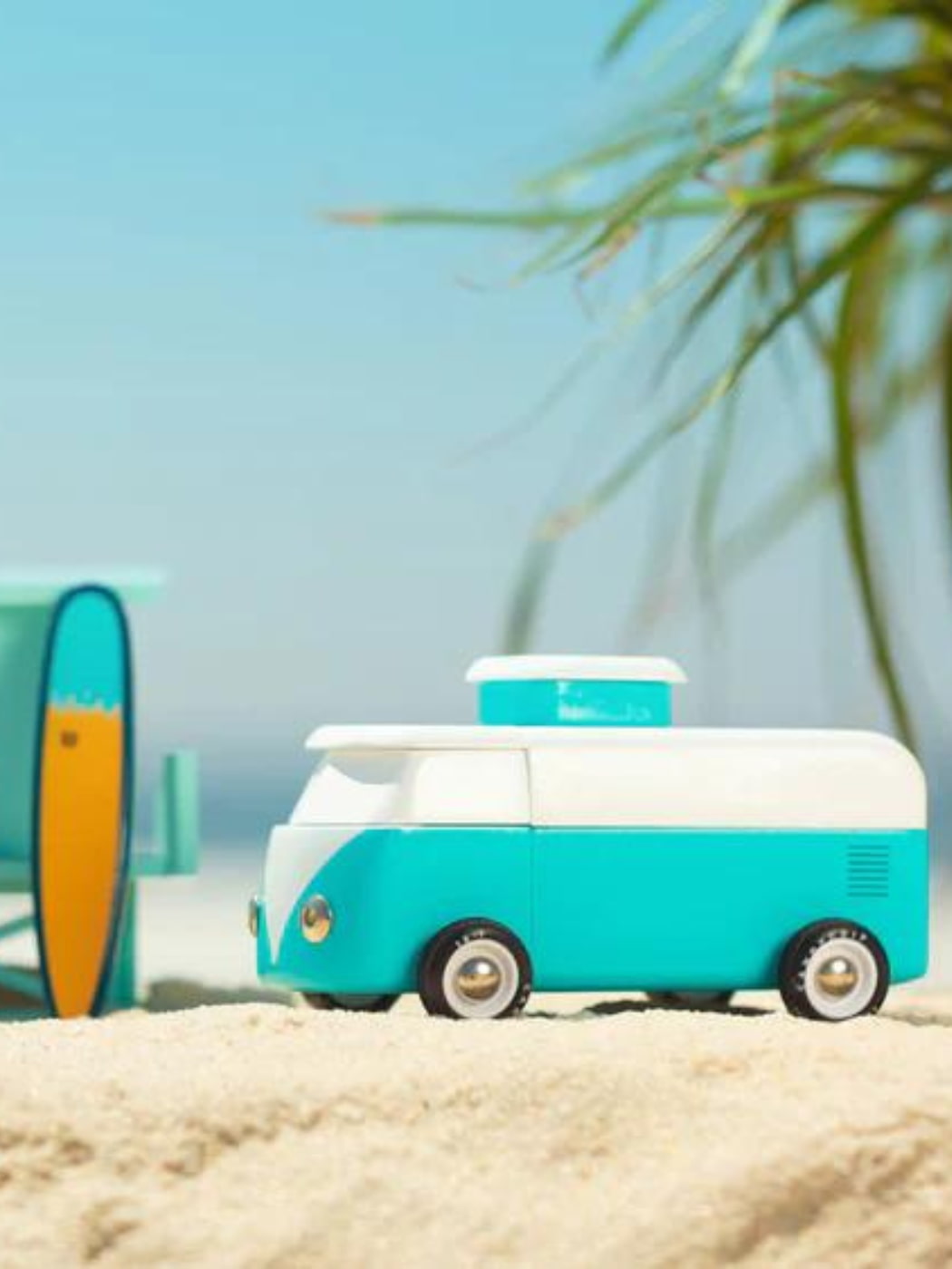 Big Candylab Car - Beach Bus Ocean