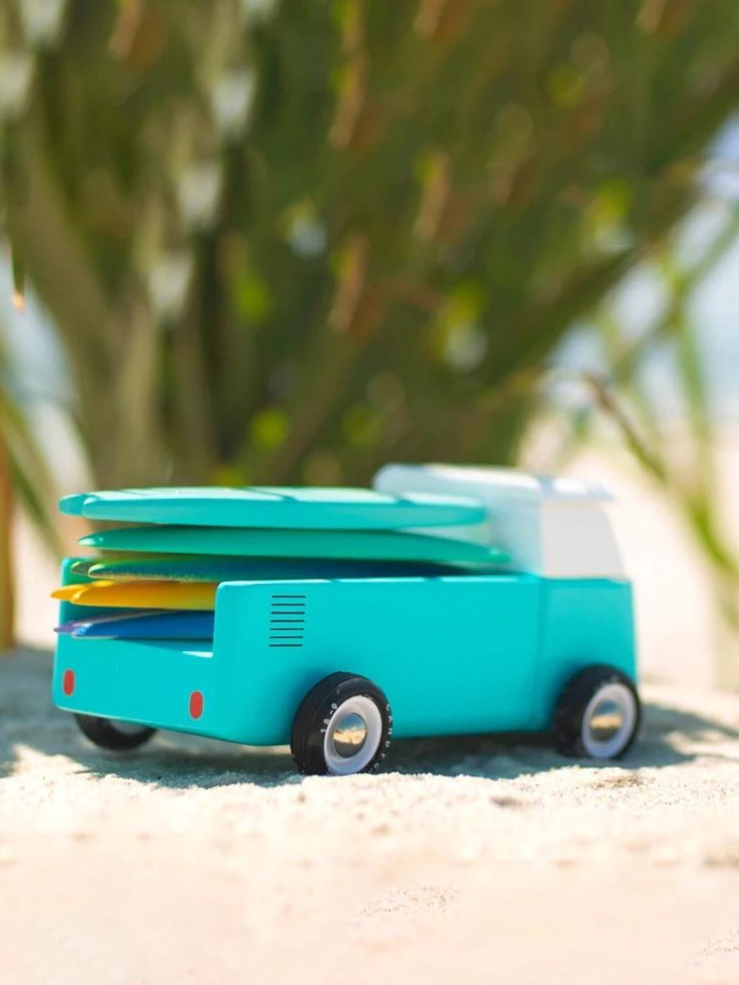 Big Candylab Car - Beach Bus Ocean