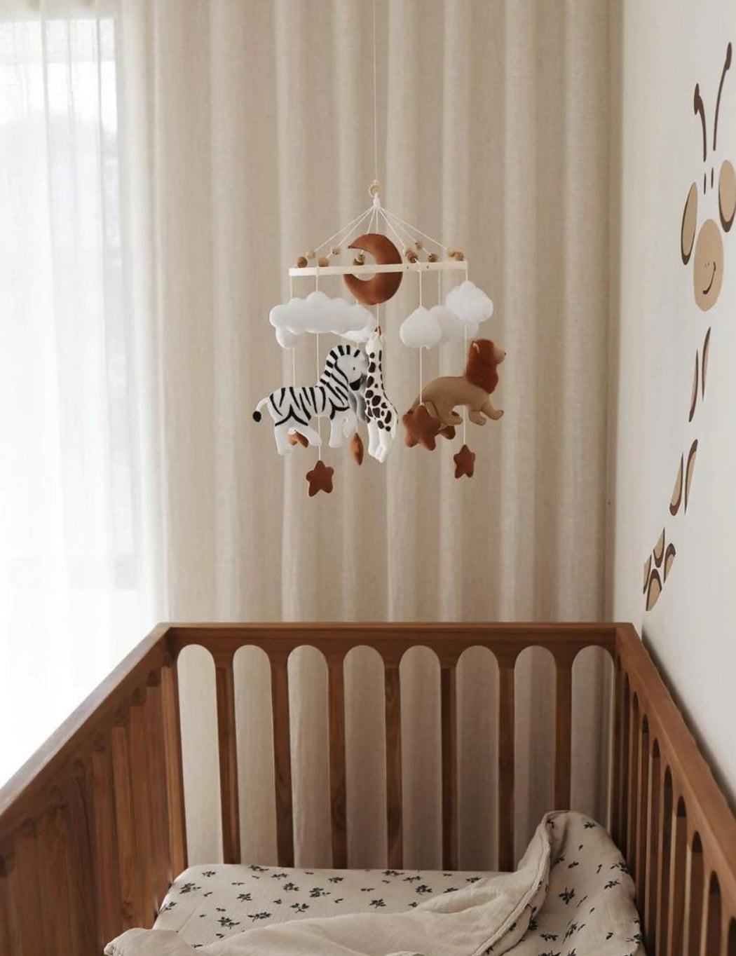 HandmadeBabyMobileAnimals2.jpg