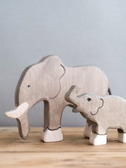Elefant aus Holz