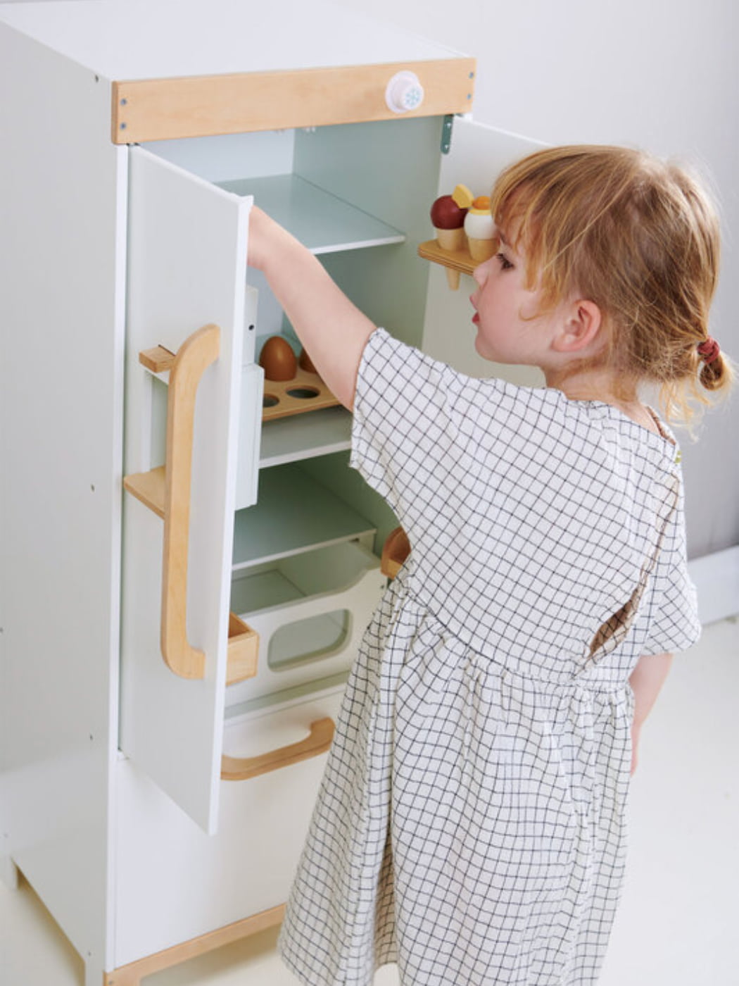 Wooden Play Fridge